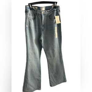 Universal Thread Light Blue Flare Jeans